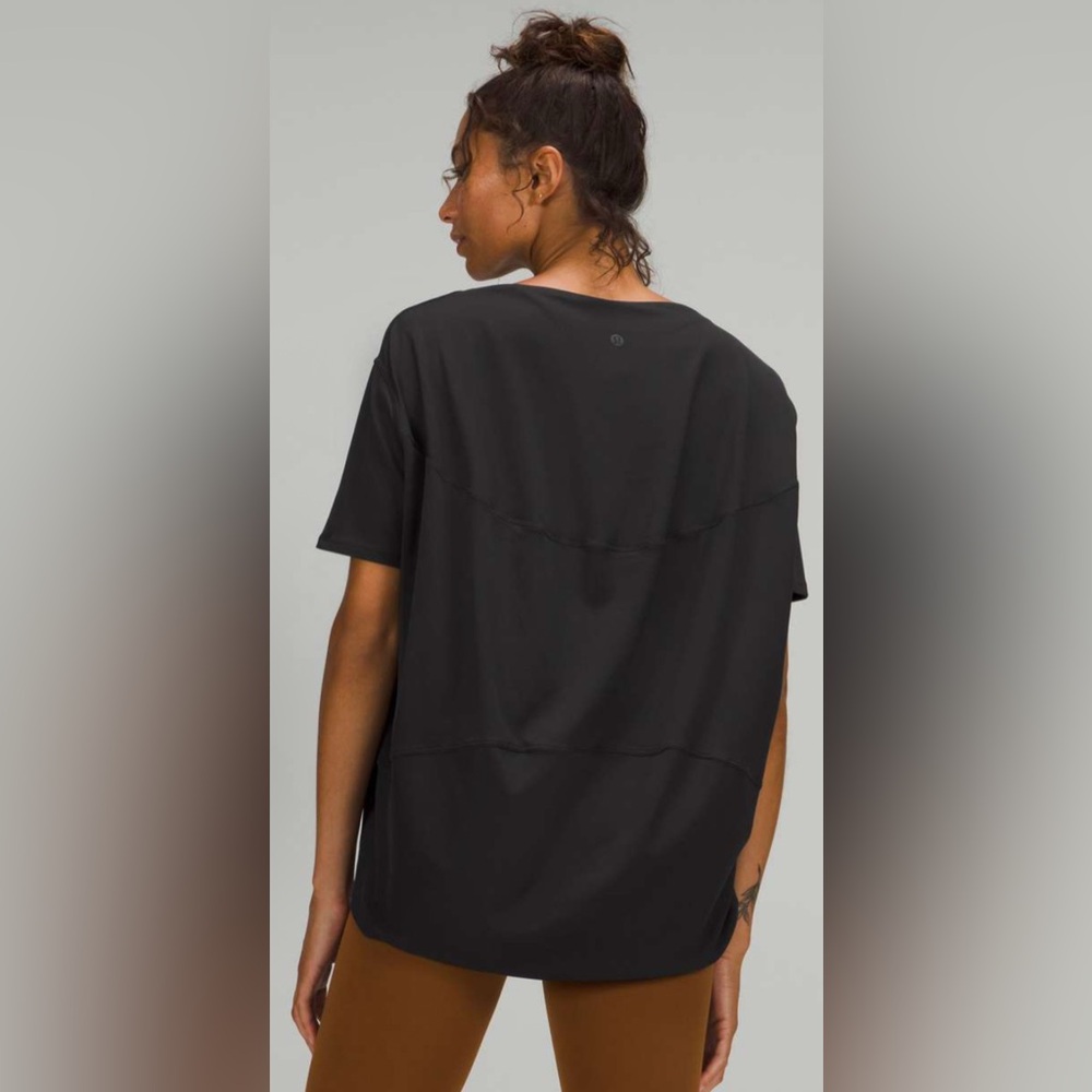 Lululemon back in action long sleeve shirt size 8-10